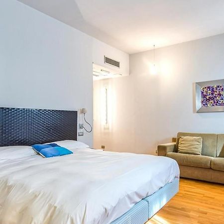 Mh Design Hotel Napoli Eksteriør bilde
