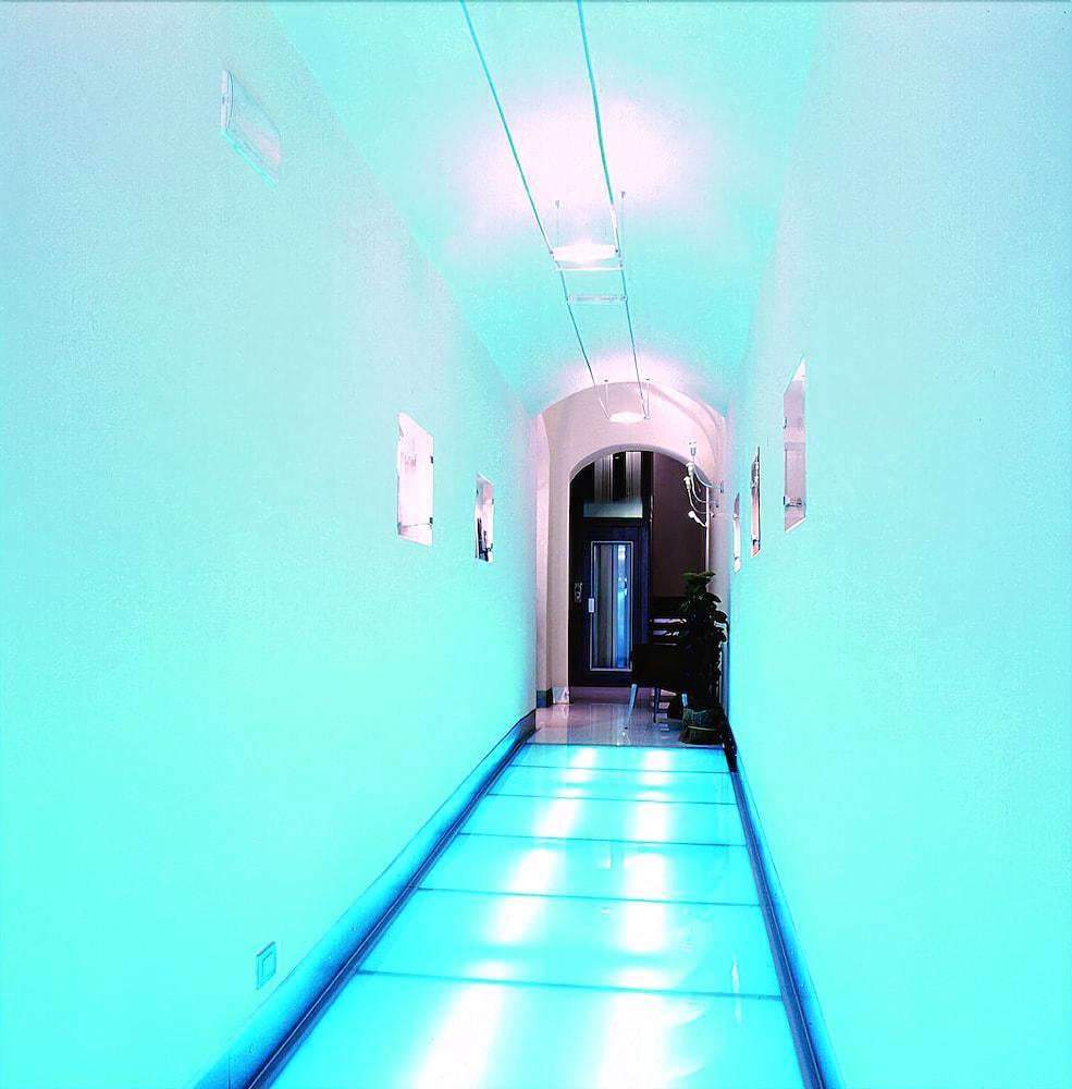 Mh Design Hotel Napoli Eksteriør bilde