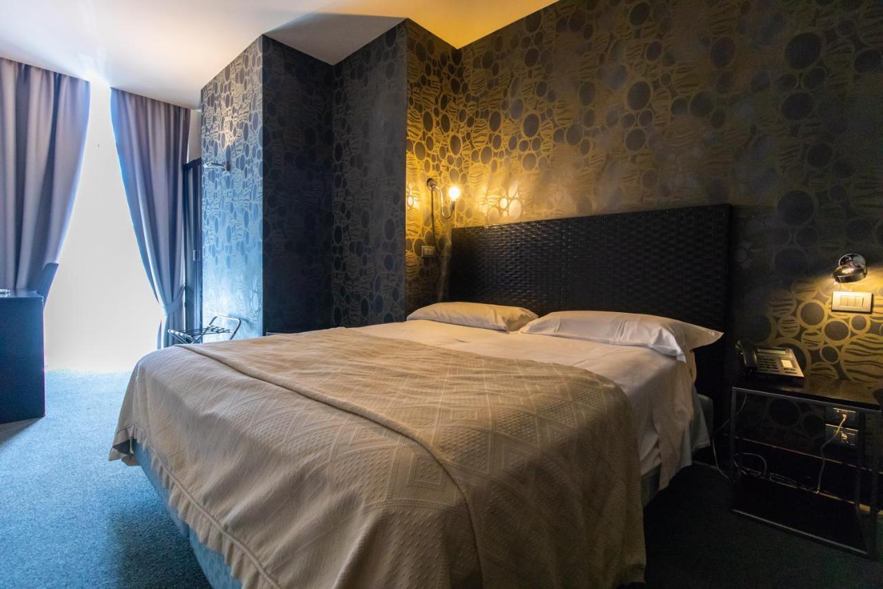 Mh Design Hotel Napoli Eksteriør bilde